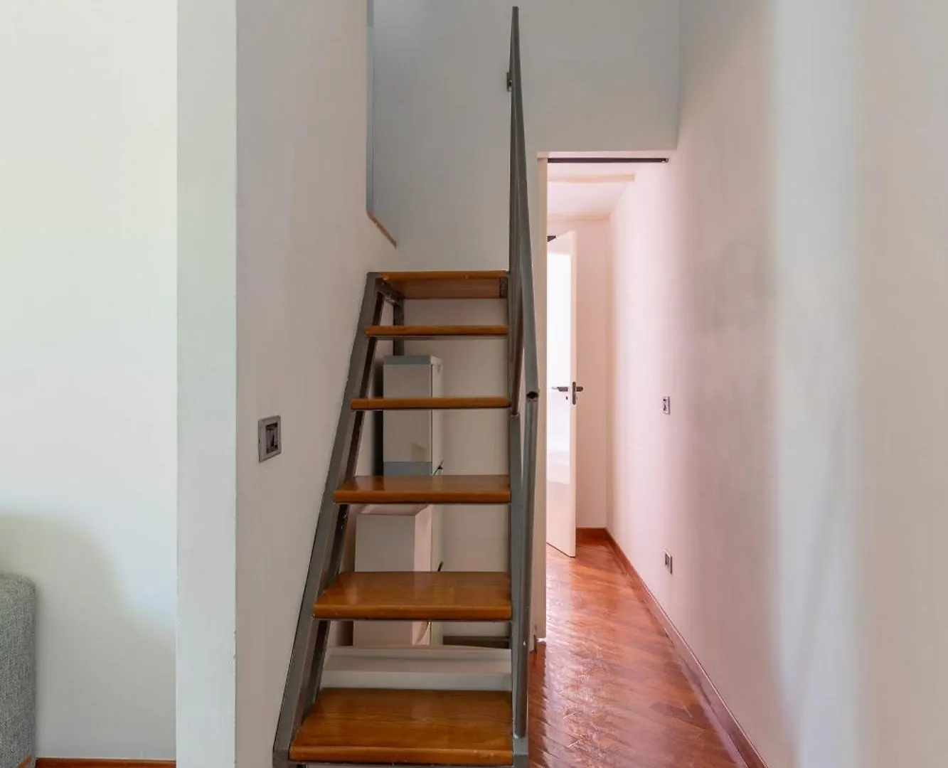 Modern Apartment With Mezzanine By Wonderful Italy Bologna